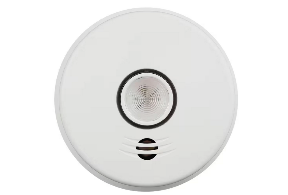 10 Year Worry-Free Hardwired Smoke Detector with Intelligent Wire-Free Voice Interconnect and Safety Light - 91002669809